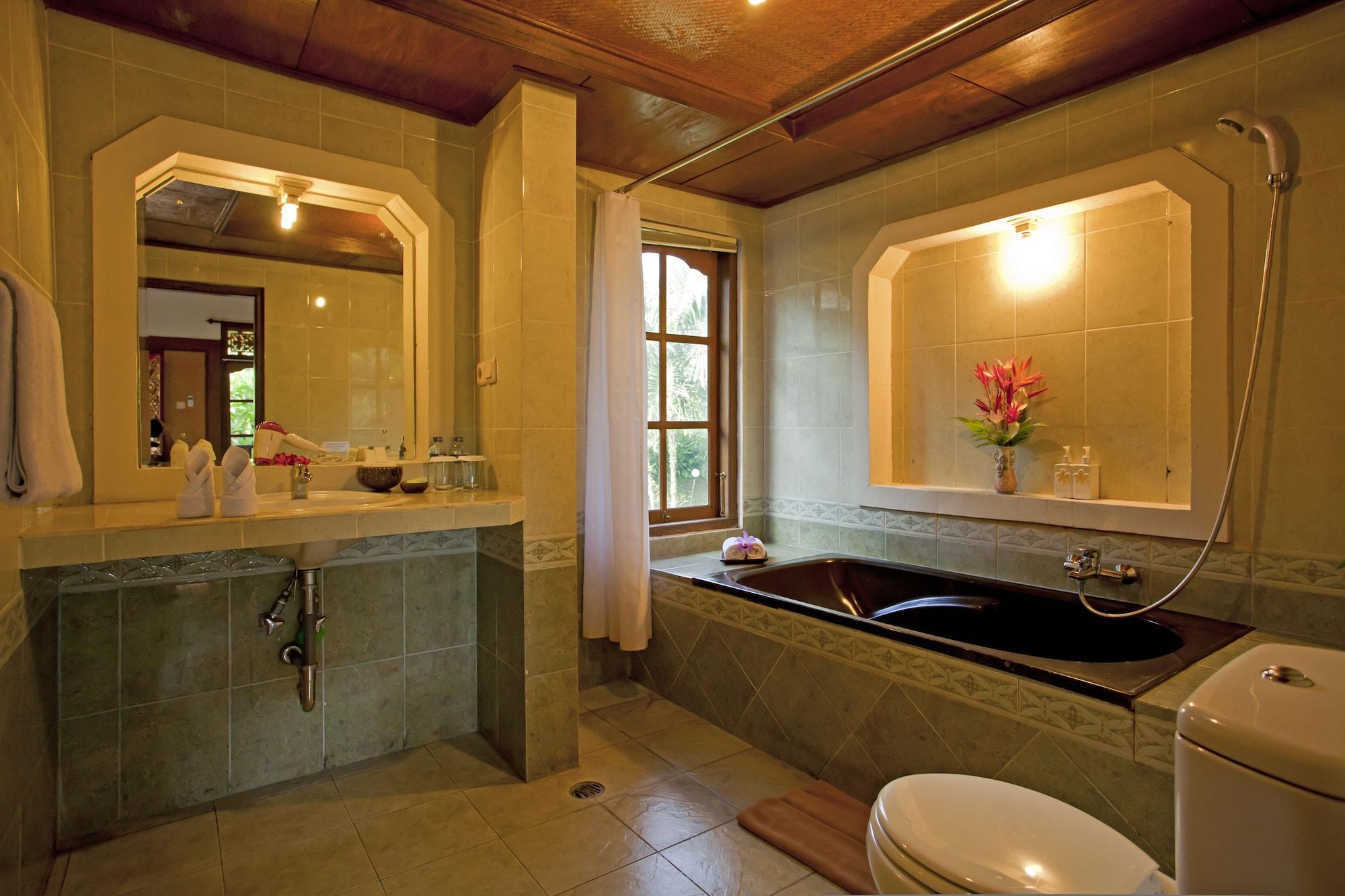 Artini 2 Hotel 3*